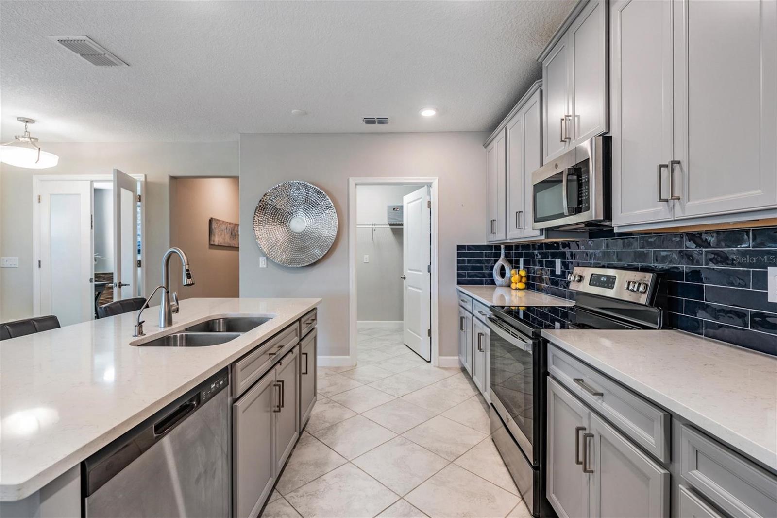 Image 30 of 91 For 10474 Echo Dock Loop