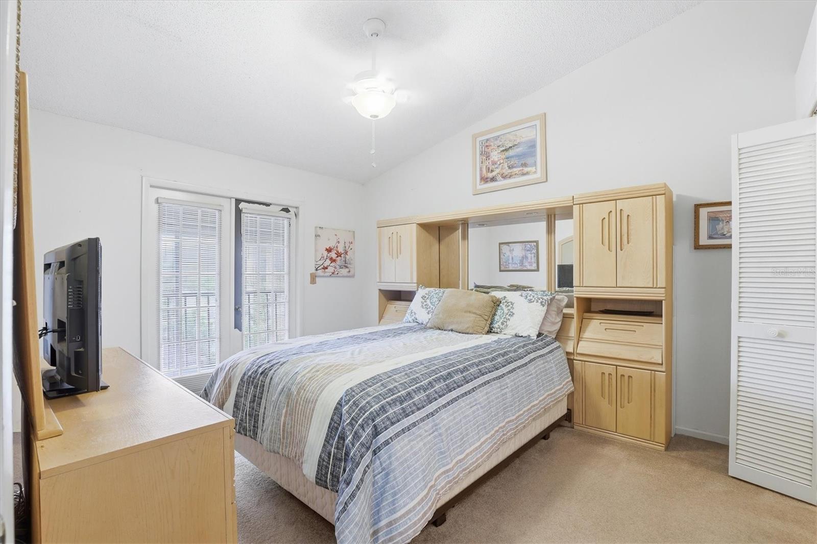 Image 25 of 39 For 2101 Fox Chase Boulevard 204