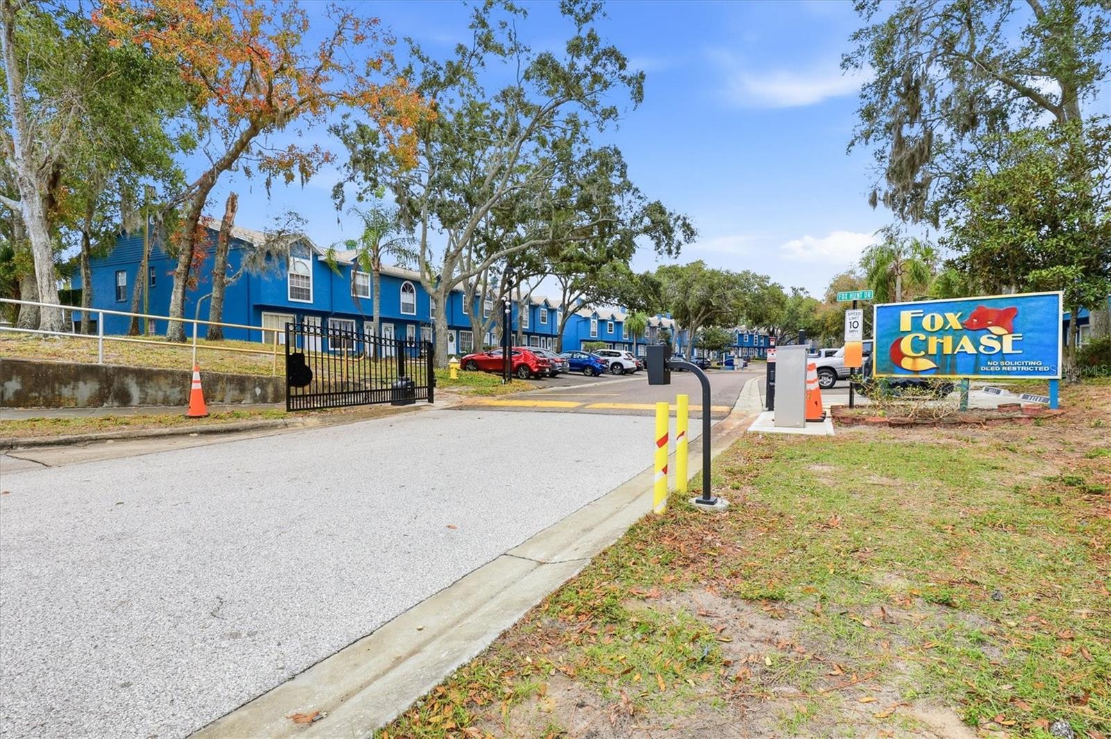 Image 32 of 39 For 2101 Fox Chase Boulevard 204