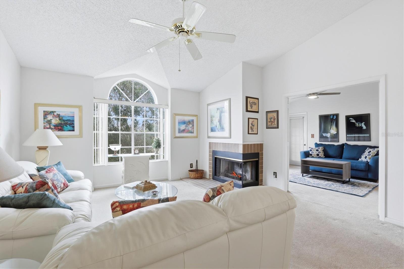 Image 6 of 39 For 2101 Fox Chase Boulevard 204