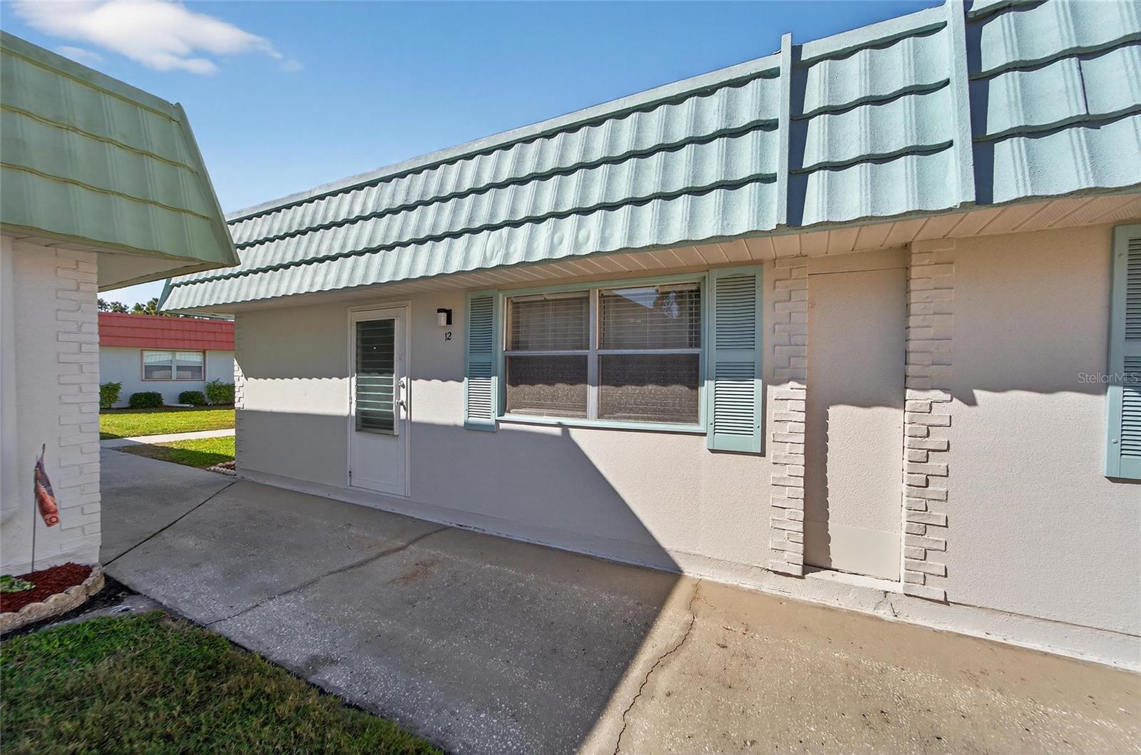 Details for 1802 Bedford Lane 12, SUN CITY CENTER, FL 33573