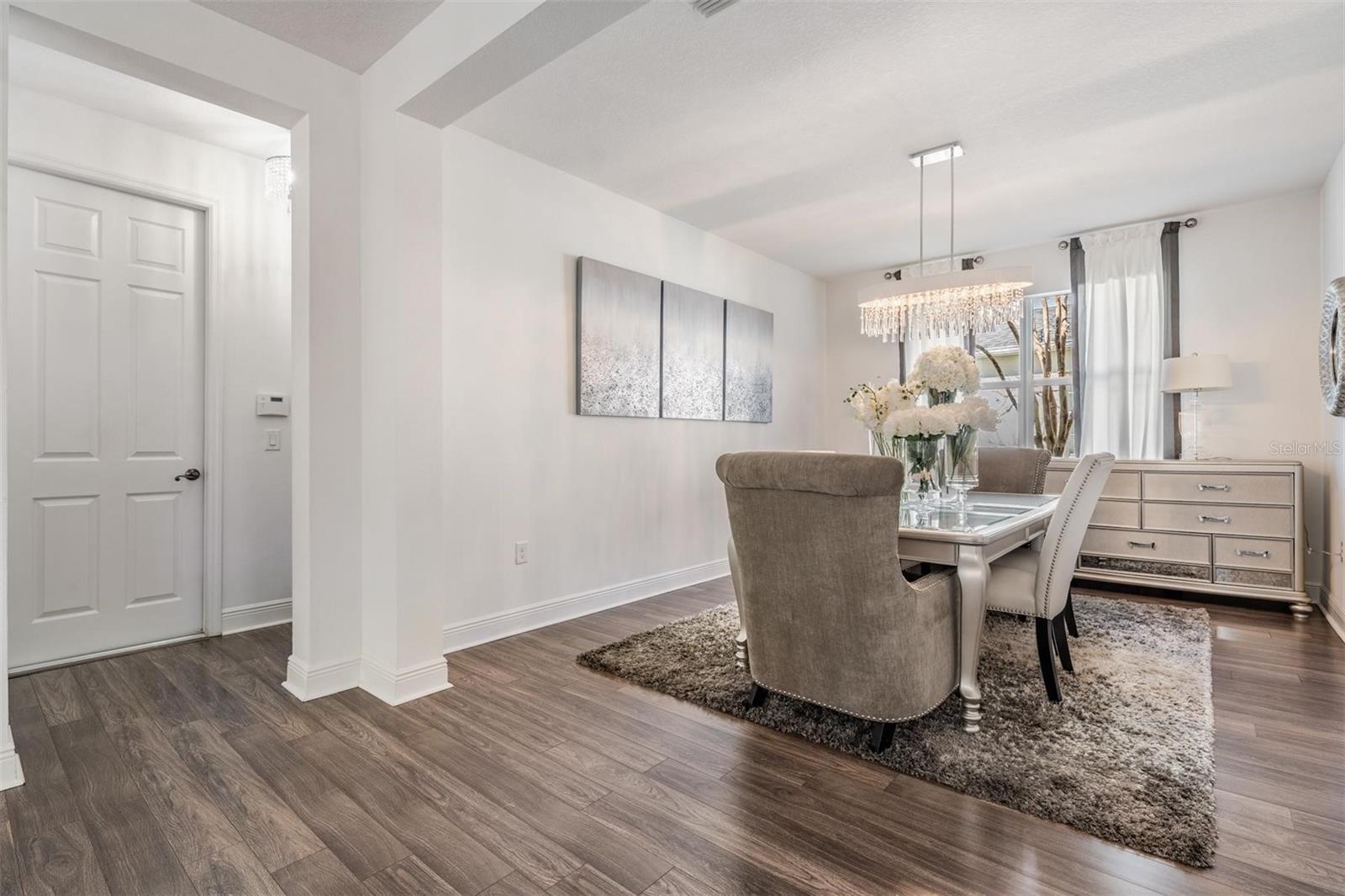 Image 18 of 93 For 8506 Eagle Brook Drive