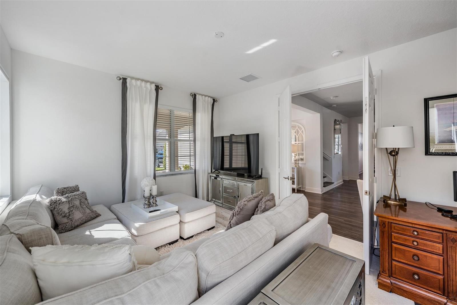 Image 7 of 93 For 8506 Eagle Brook Drive