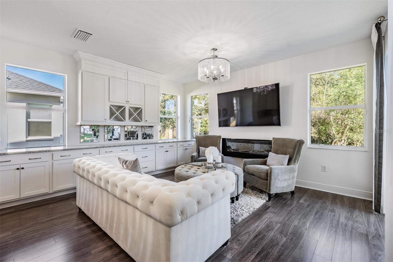 Image 9 of 93 For 8506 Eagle Brook Drive