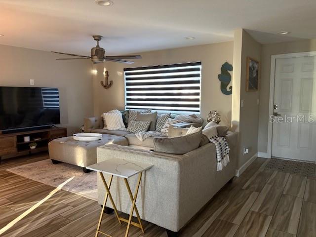 Image 10 of 36 For 7440 1st Street N