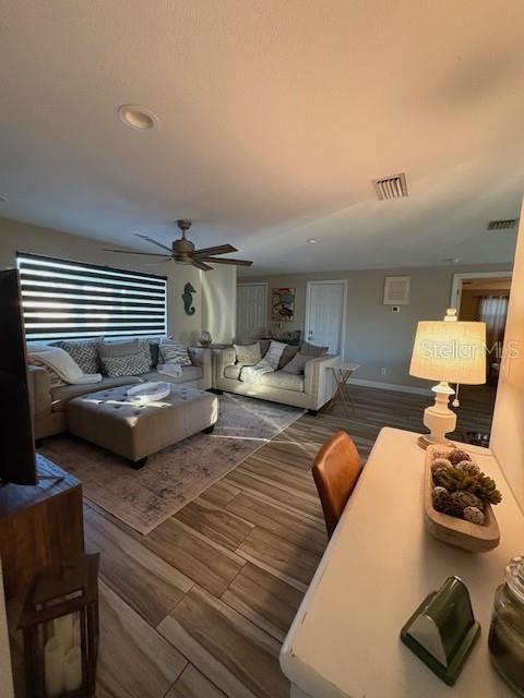 Image 11 of 36 For 7440 1st Street N