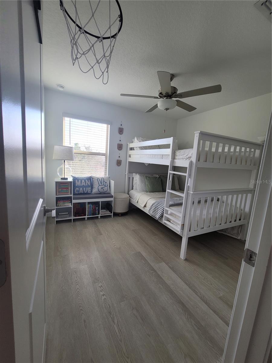 Image 16 of 45 For 21838 Lyonia Lane