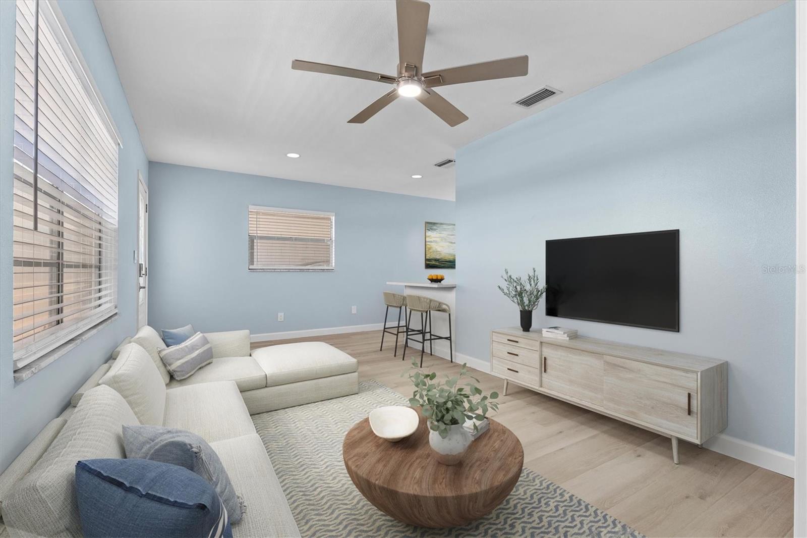 Image 8 of 35 For 12400 Park Boulevard 210