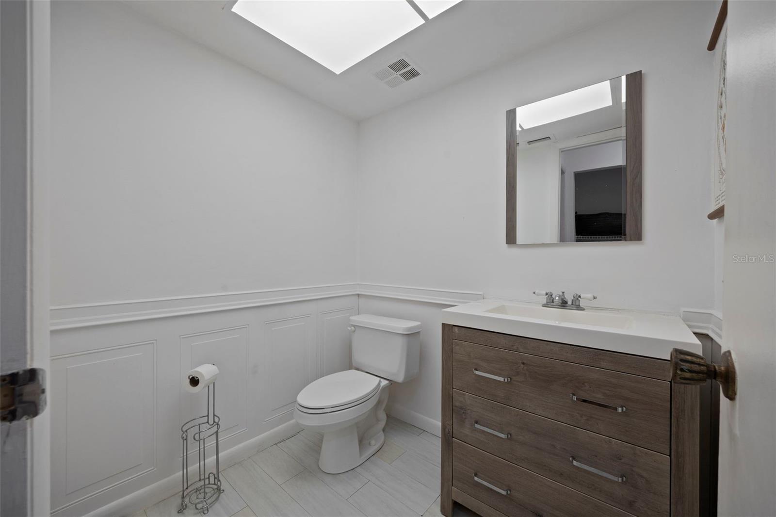 Image 22 of 44 For 2484 Laurelwood Drive A