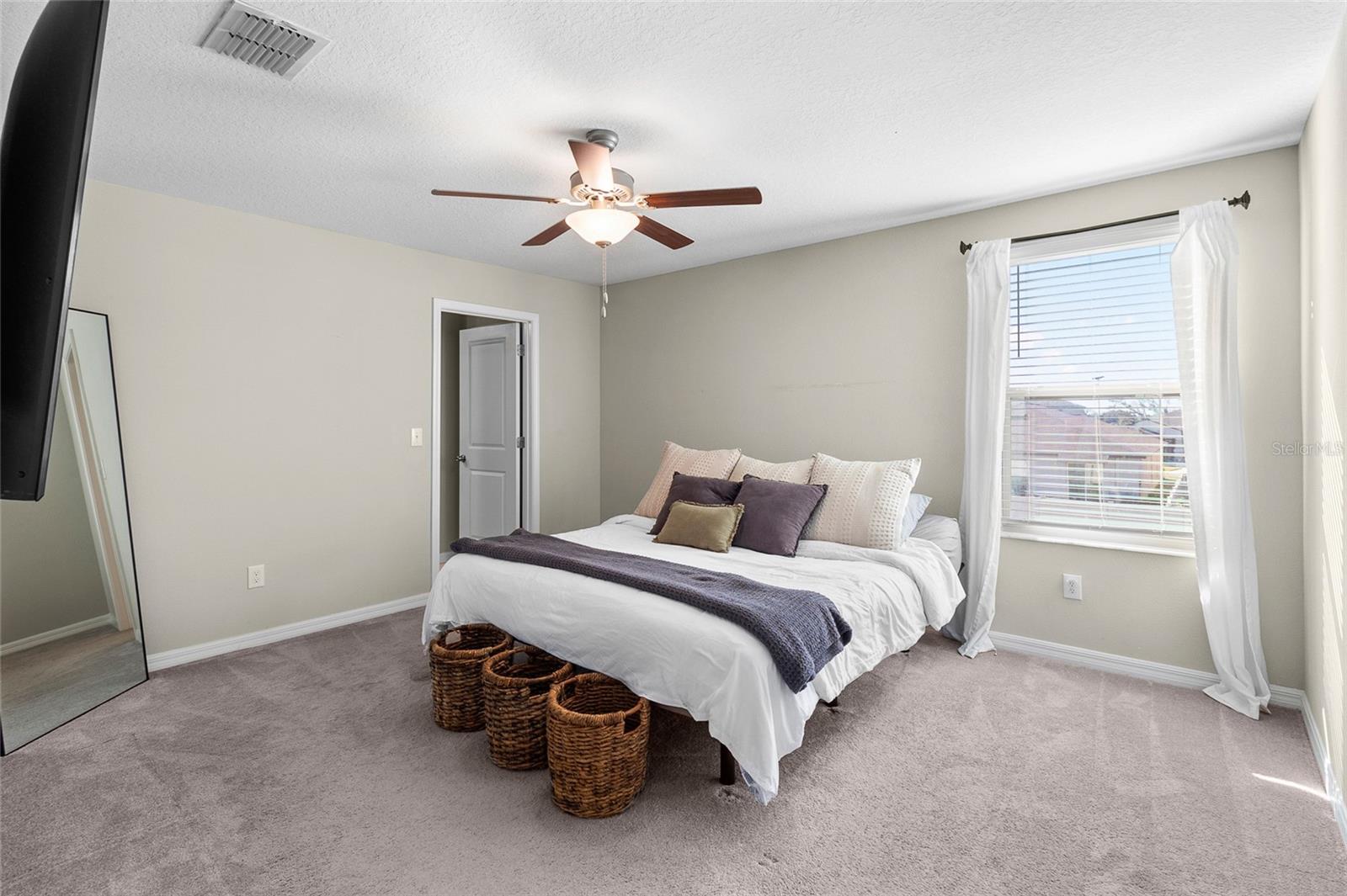 Image 15 of 30 For 15507 Peace River Place