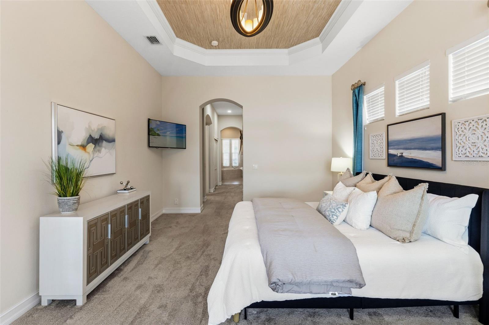 Image 27 of 100 For 807 3rd Street E