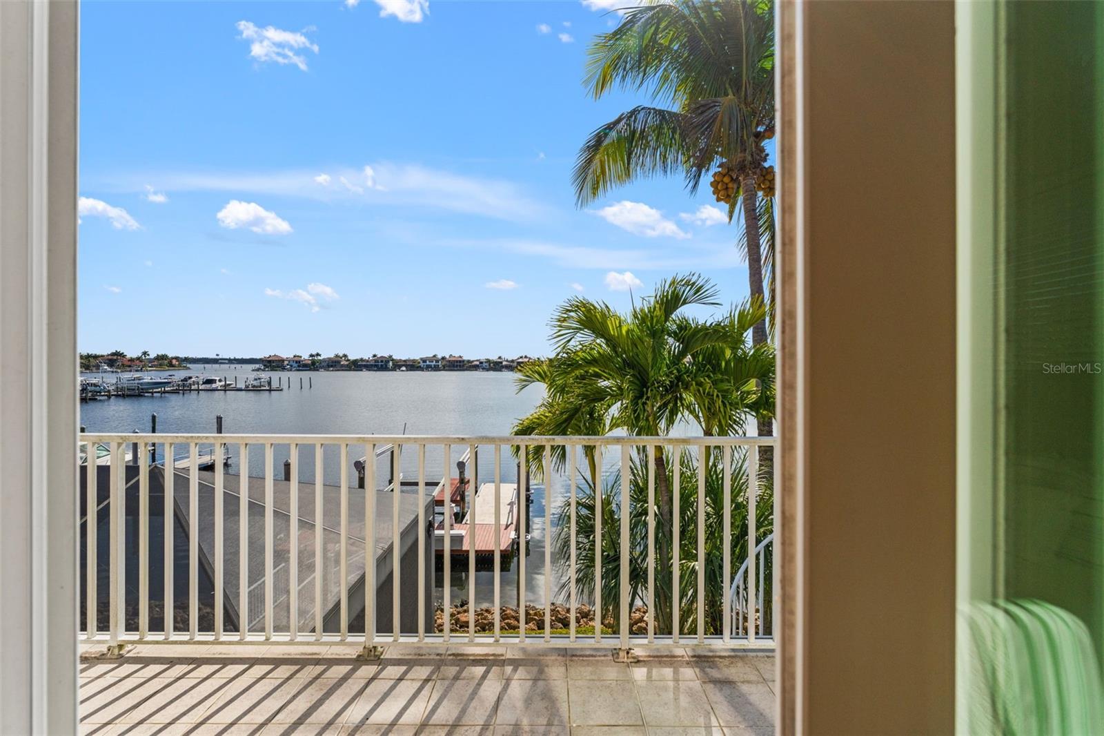 Image 73 of 100 For 807 3rd Street E