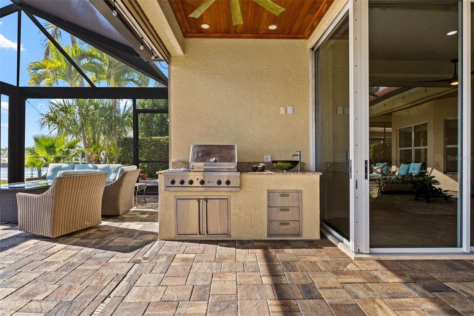 Image 91 of 100 For 807 3rd Street E