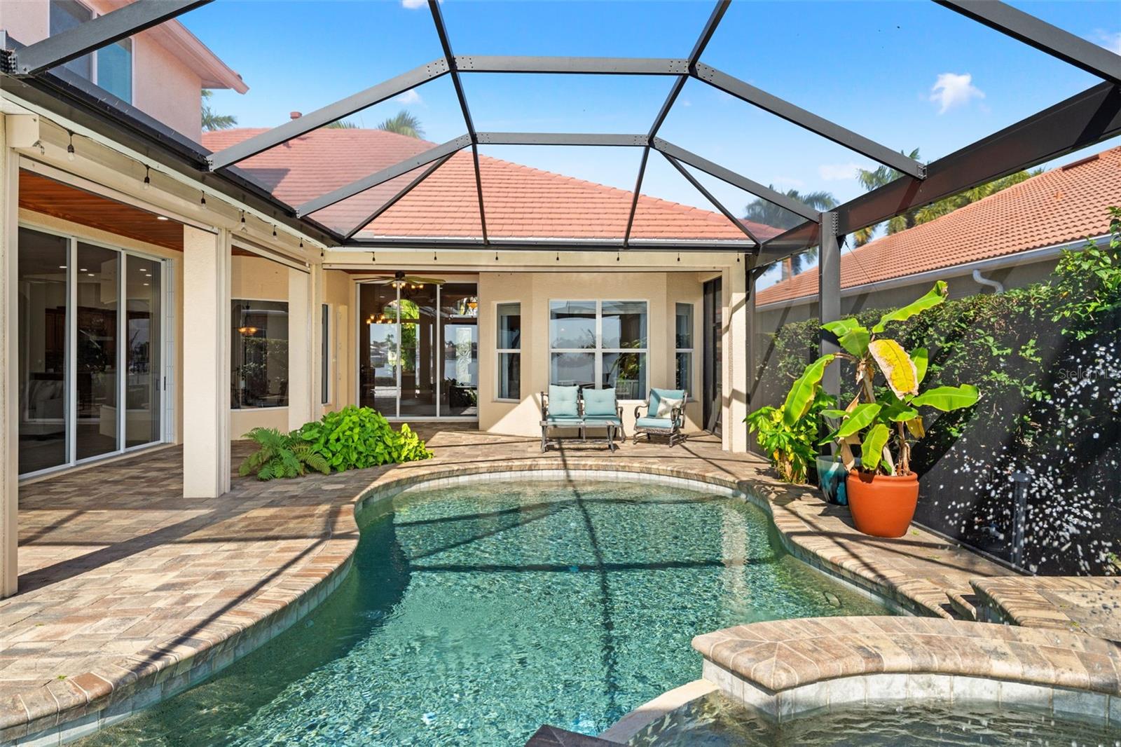 Image 94 of 100 For 807 3rd Street E