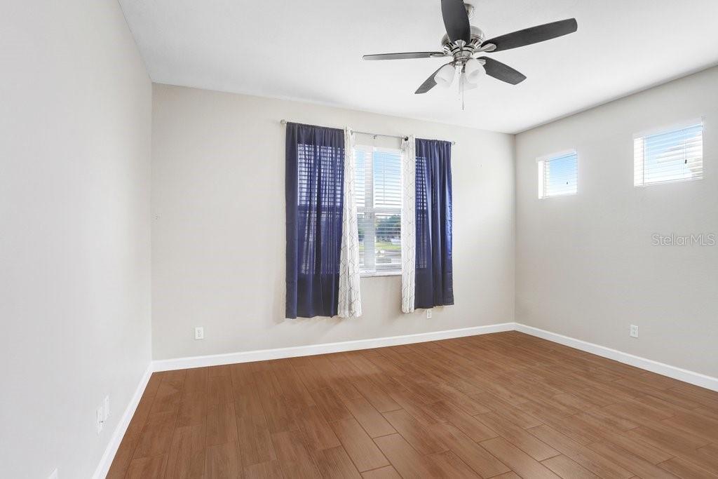 Image 11 of 32 For 11412 Captiva Kay Drive