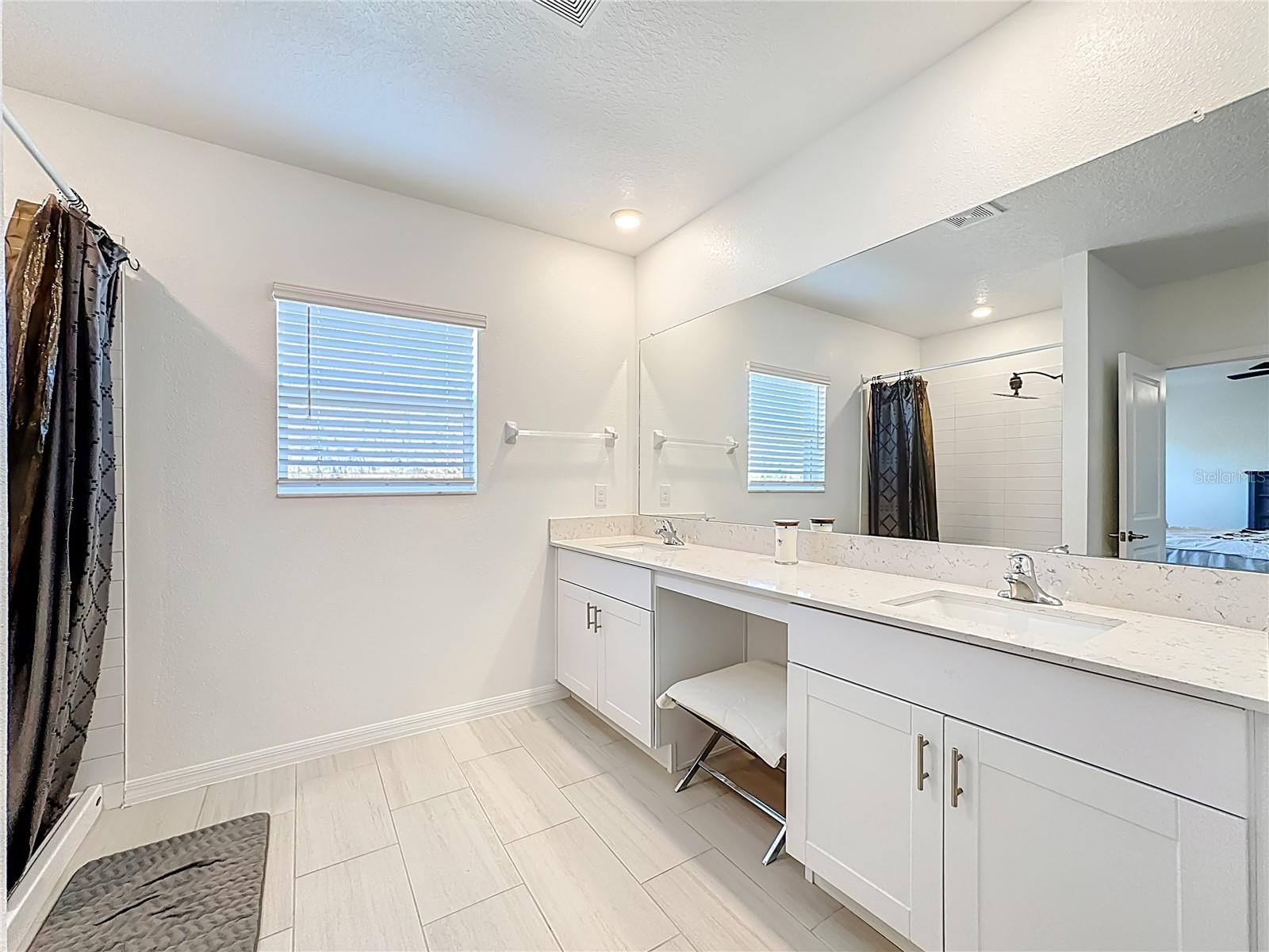 Image 25 of 64 For 5032 Eagle Rock Drive