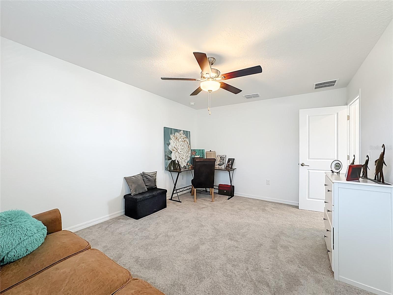 Image 36 of 64 For 5032 Eagle Rock Drive