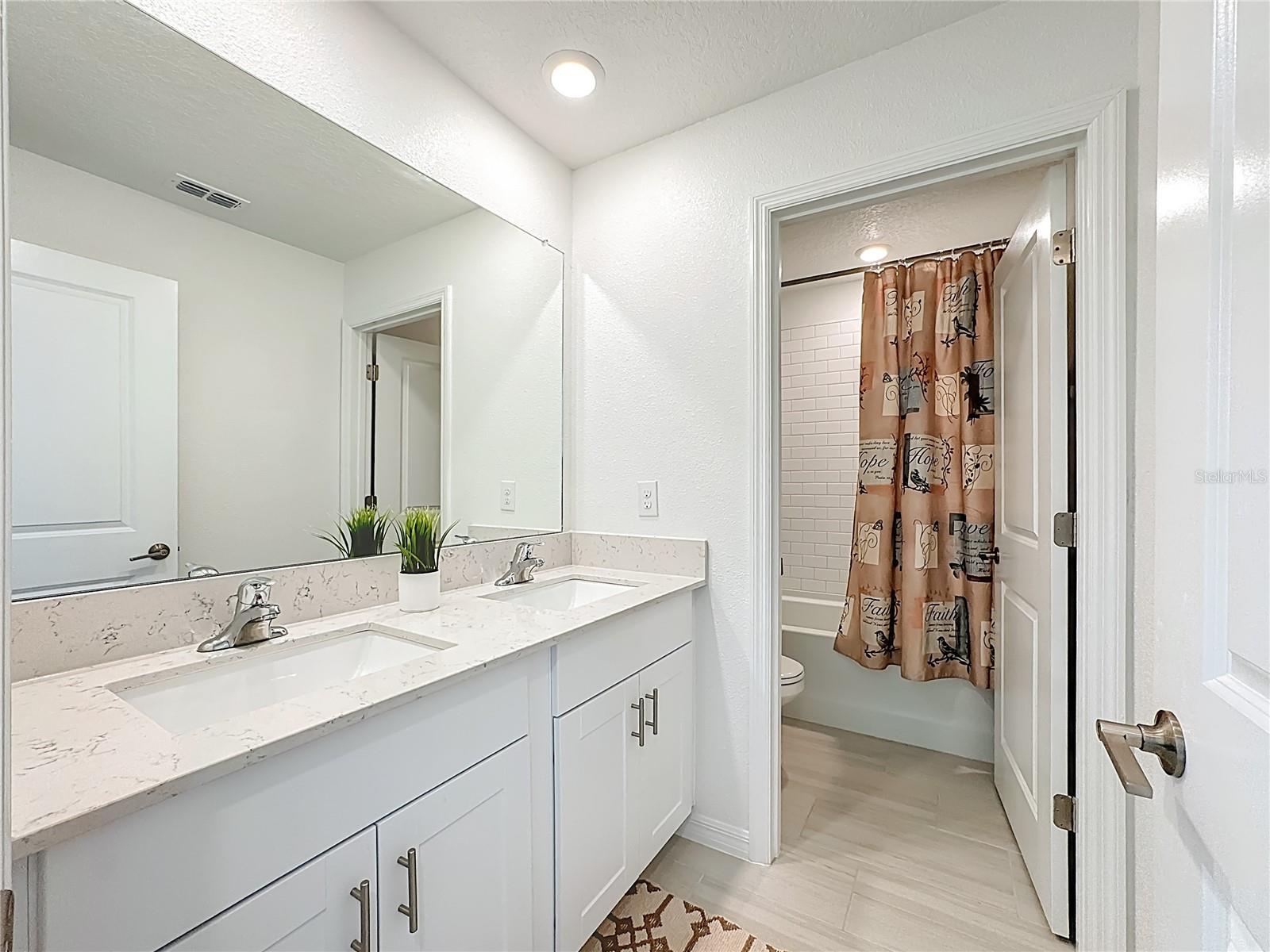 Image 37 of 64 For 5032 Eagle Rock Drive