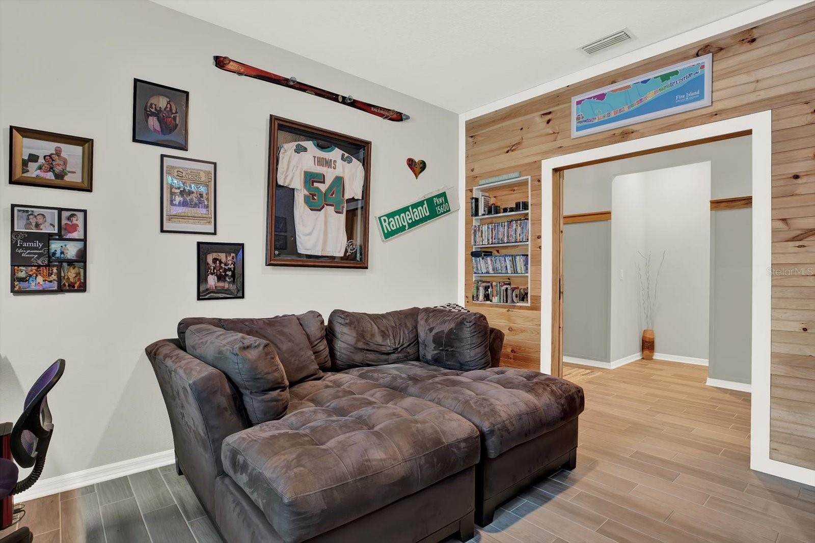 Image 12 of 61 For 3218 Big Sky Way