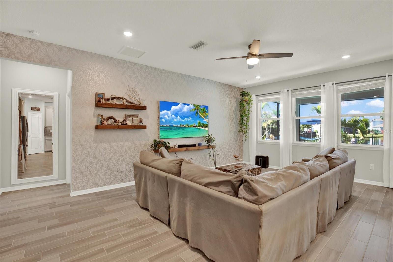 Image 18 of 61 For 3218 Big Sky Way