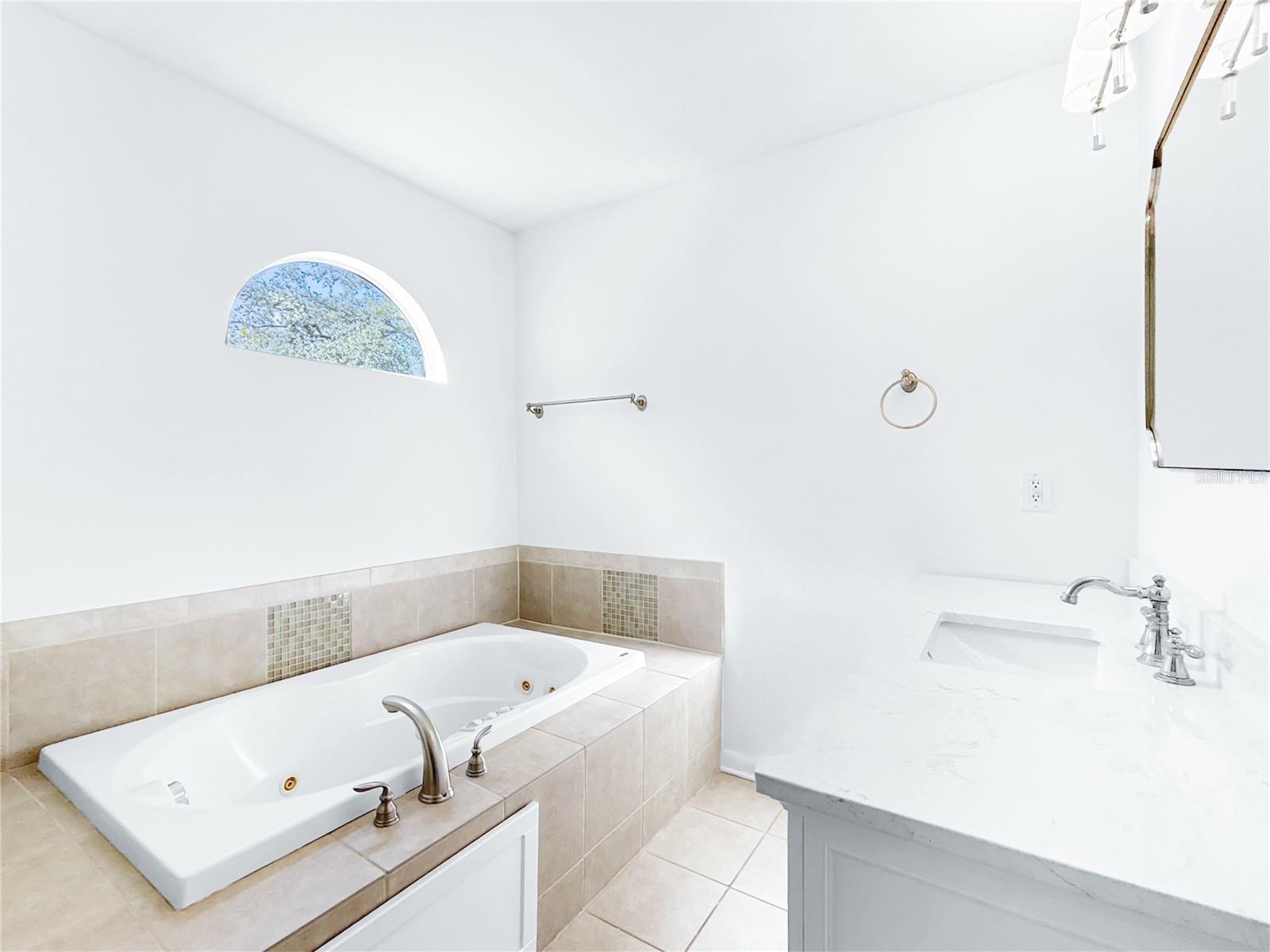 Image 16 of 30 For 2926 Tyson Avenue