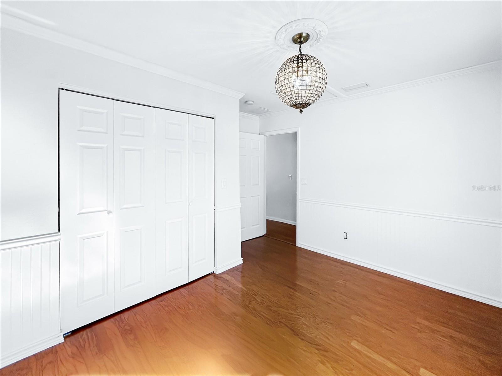 Image 19 of 30 For 2926 Tyson Avenue