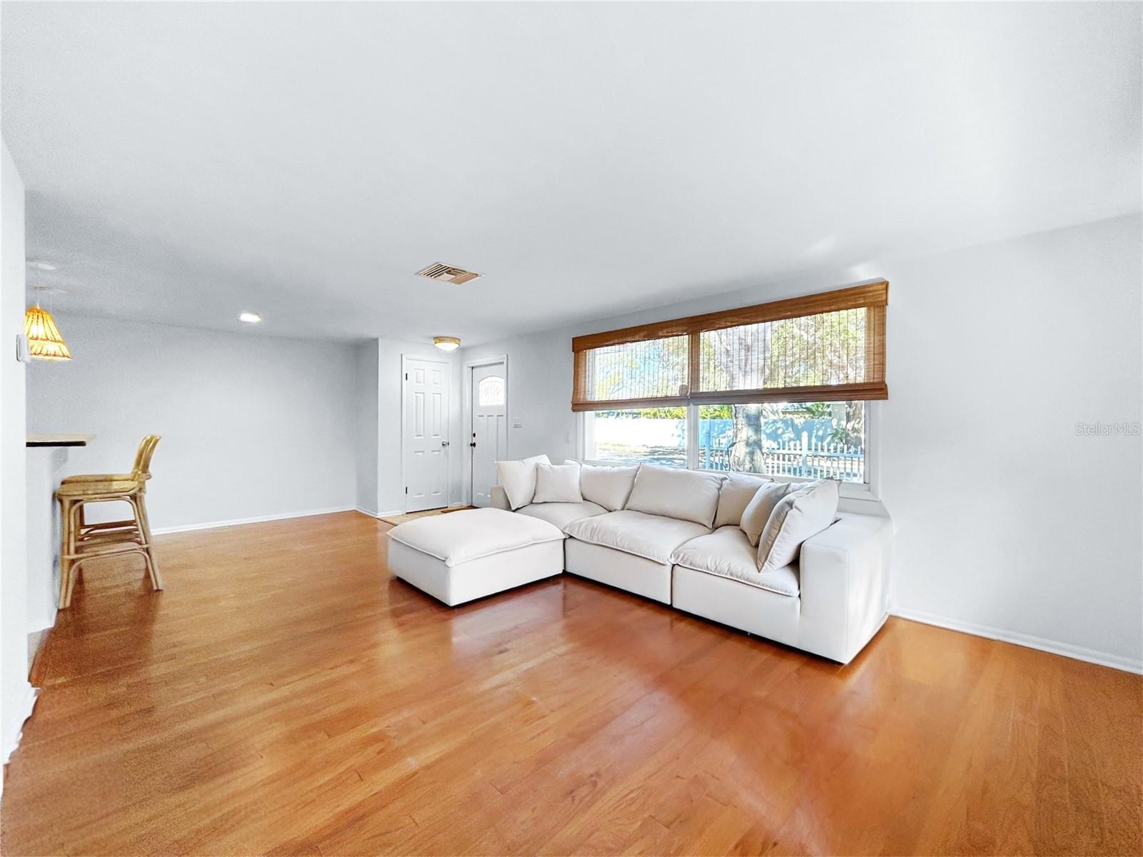 Image 2 of 30 For 2926 Tyson Avenue