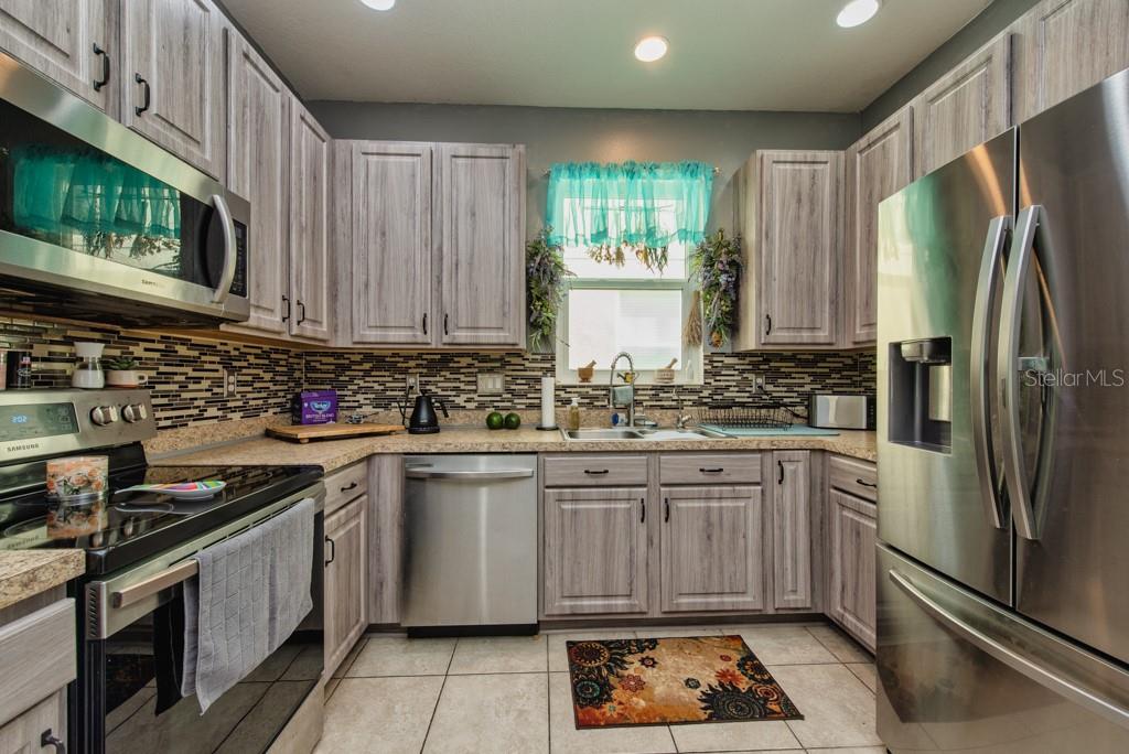 Image 11 of 32 For 2357 Richwood Pike Drive