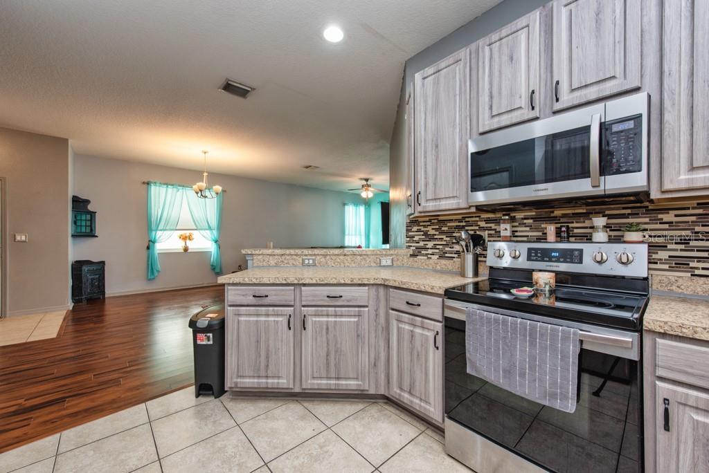 Image 13 of 32 For 2357 Richwood Pike Drive