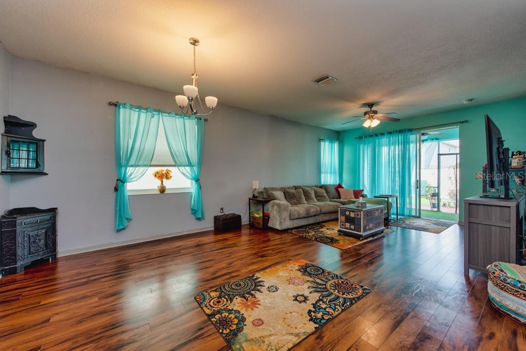 Image 6 of 32 For 2357 Richwood Pike Drive