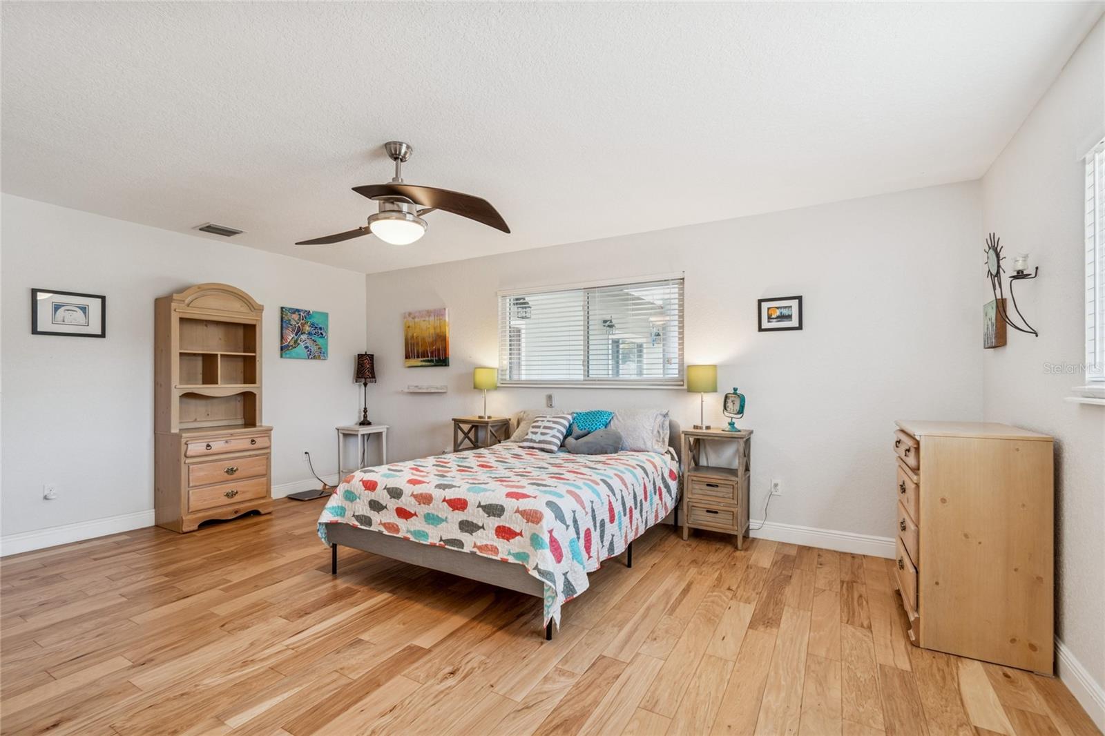 Image 12 of 26 For 6049 9th Avenue S