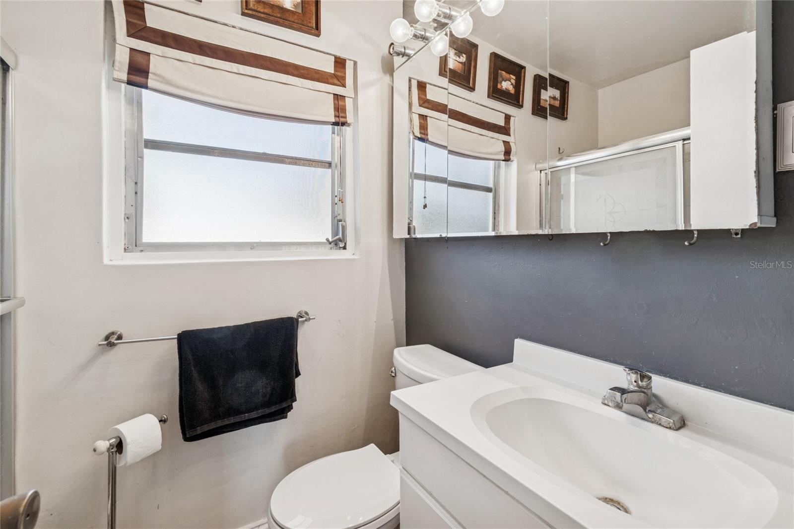 Image 20 of 26 For 6049 9th Avenue S