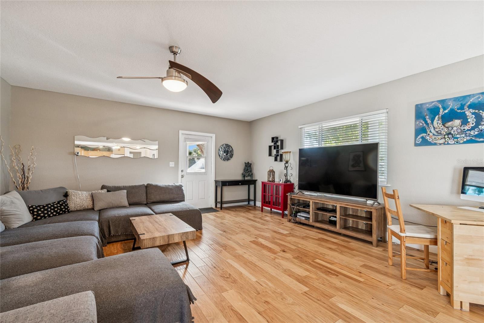 Image 4 of 26 For 6049 9th Avenue S