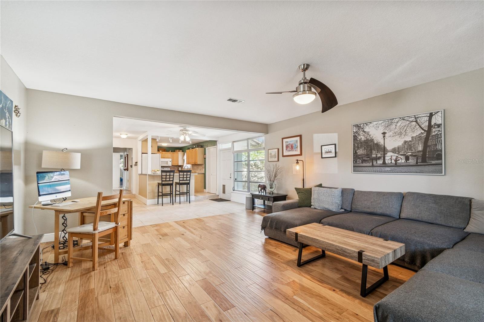 Image 5 of 26 For 6049 9th Avenue S