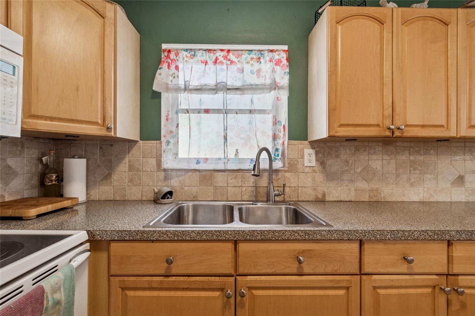 Image 8 of 26 For 6049 9th Avenue S