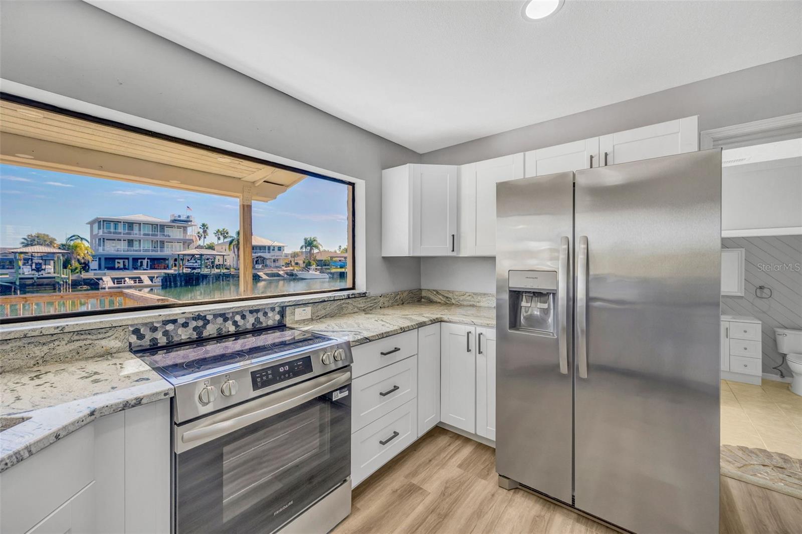 Listing photo id 21 for 4512 Haiti Drive