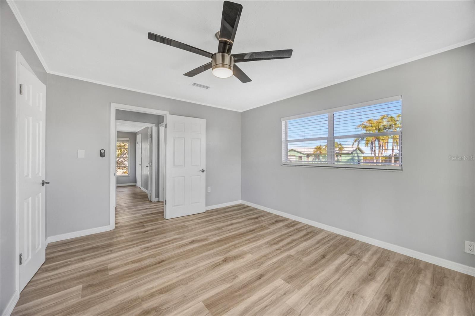 Listing photo id 28 for 4512 Haiti Drive