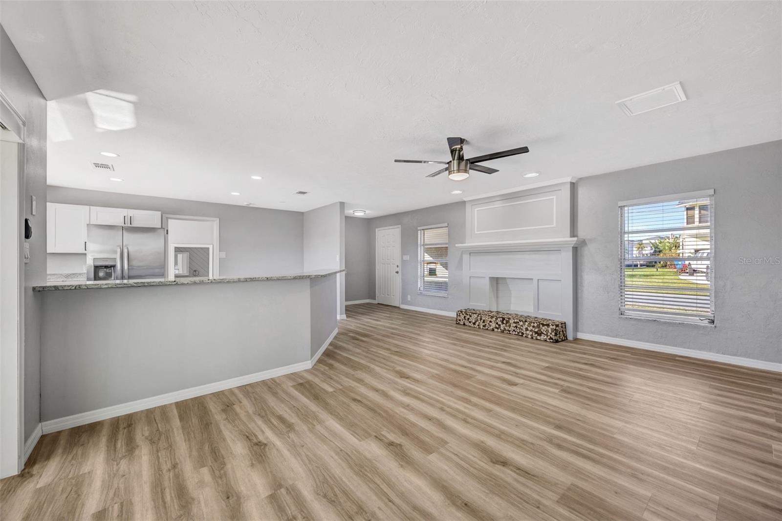 Listing photo id 42 for 4512 Haiti Drive