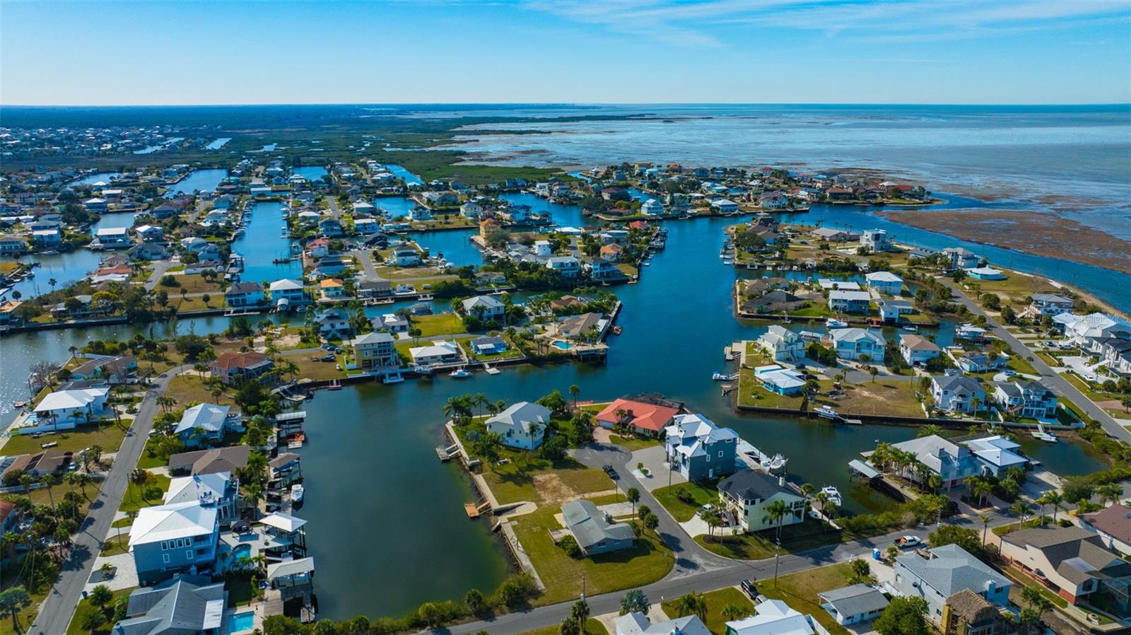 Listing photo id 54 for 4512 Haiti Drive