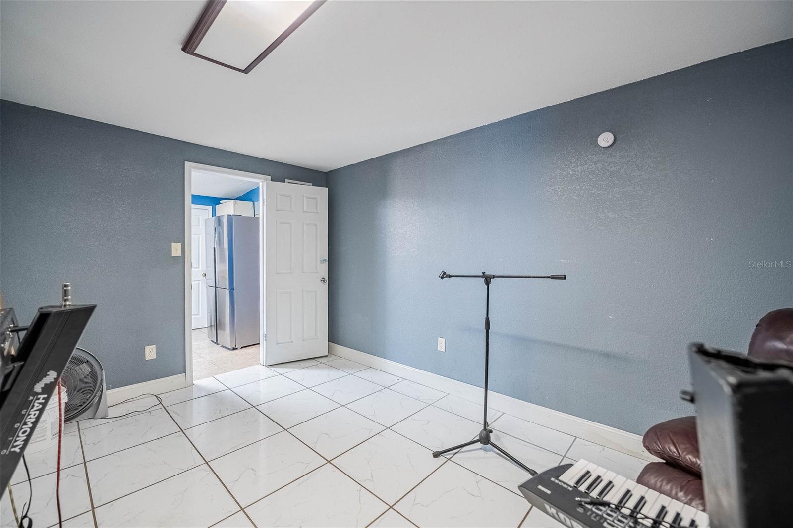 Image 12 of 30 For 2427 Cannon Street