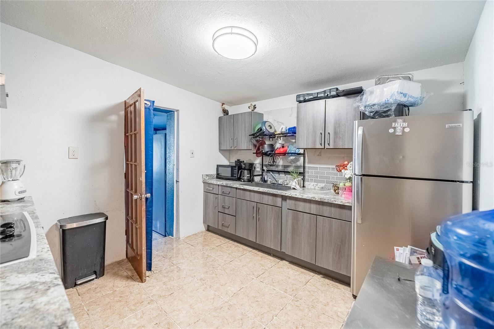 Image 6 of 30 For 2427 Cannon Street