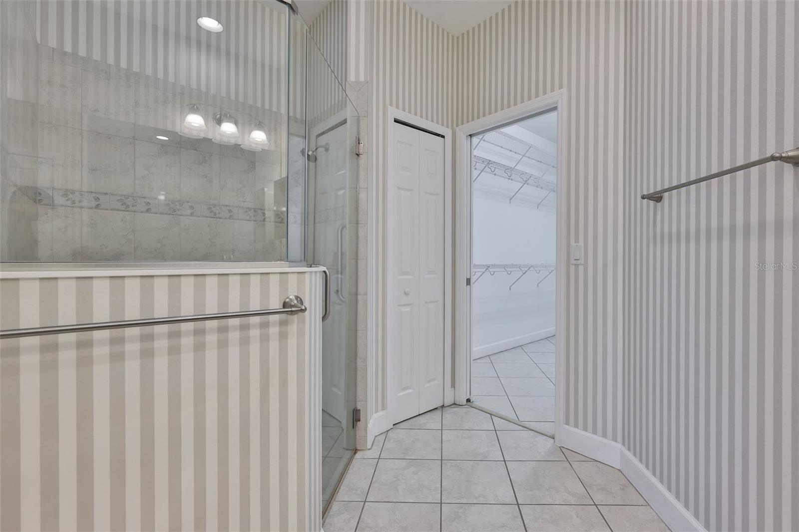 Image 10 of 98 For 2203 Oakley Green Drive 45