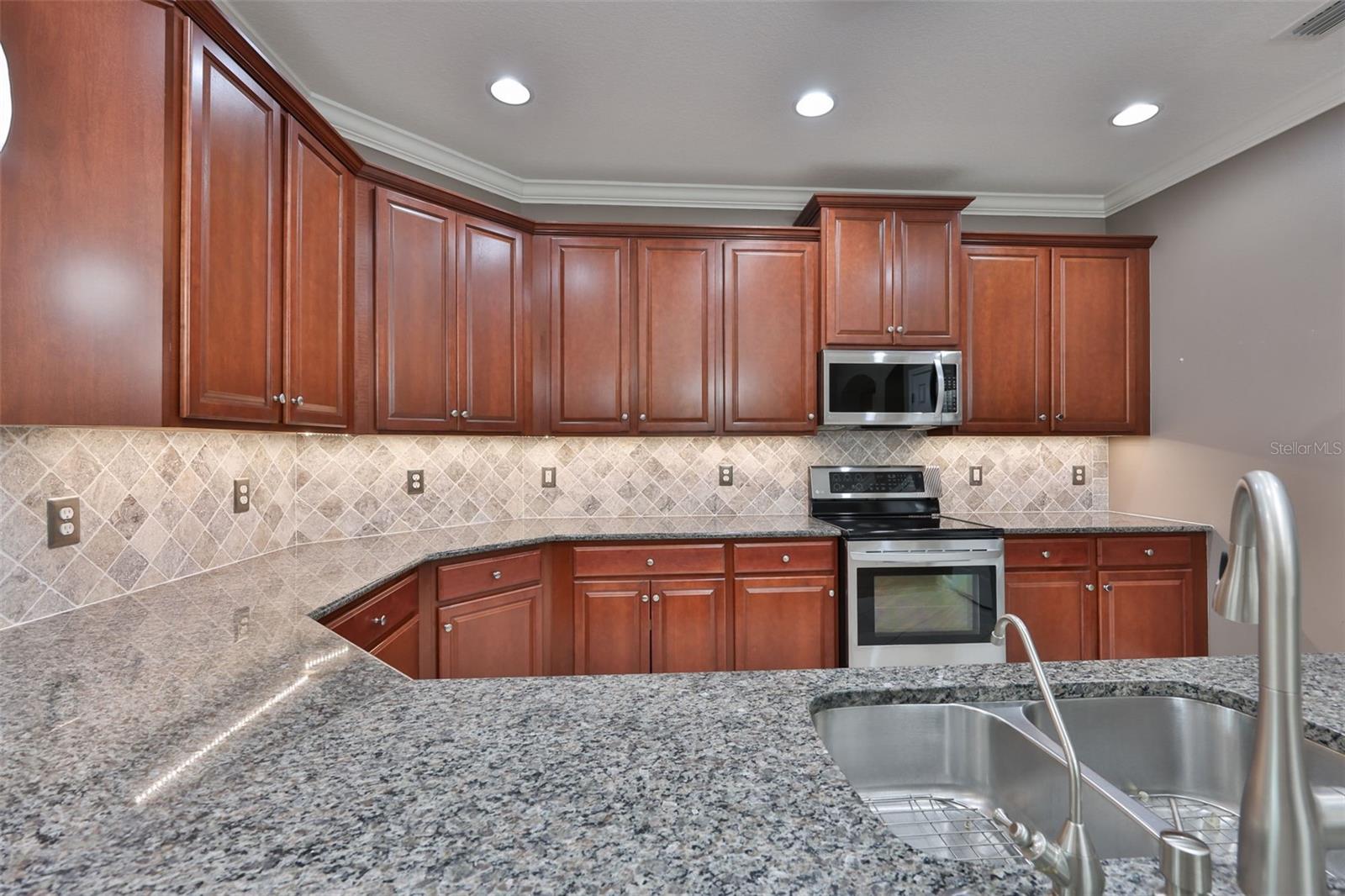 Image 13 of 98 For 2203 Oakley Green Drive 45