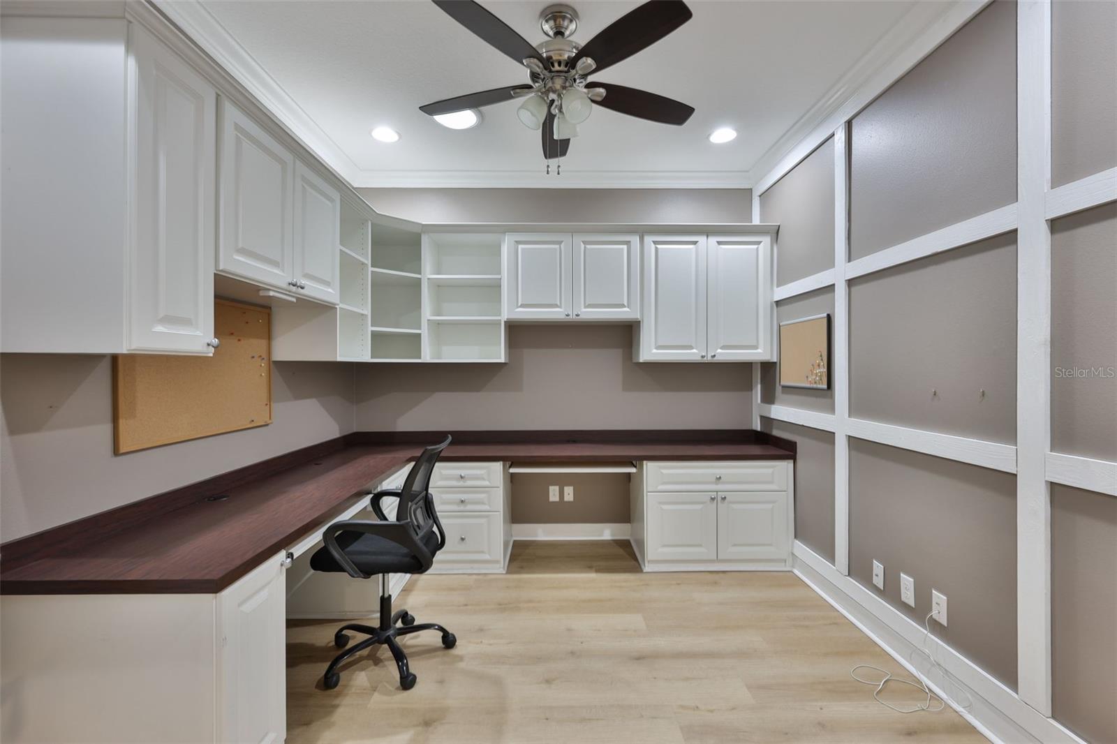 Image 18 of 98 For 2203 Oakley Green Drive 45