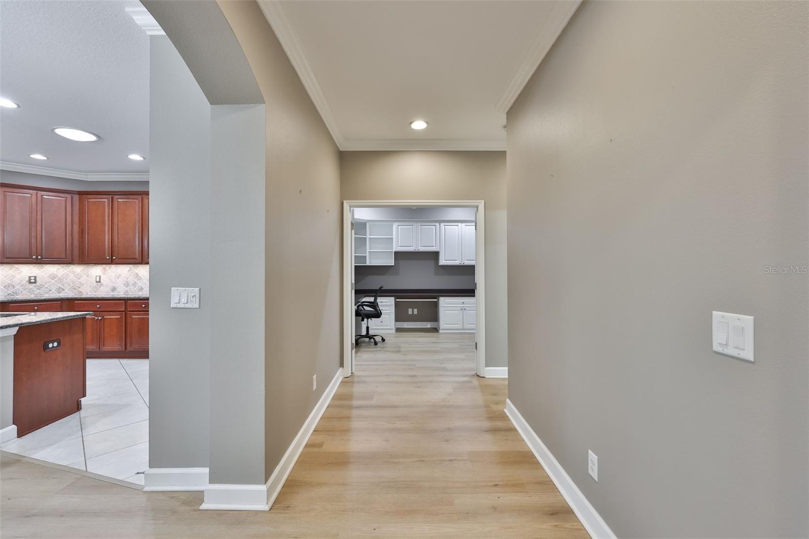 Image 23 of 98 For 2203 Oakley Green Drive 45