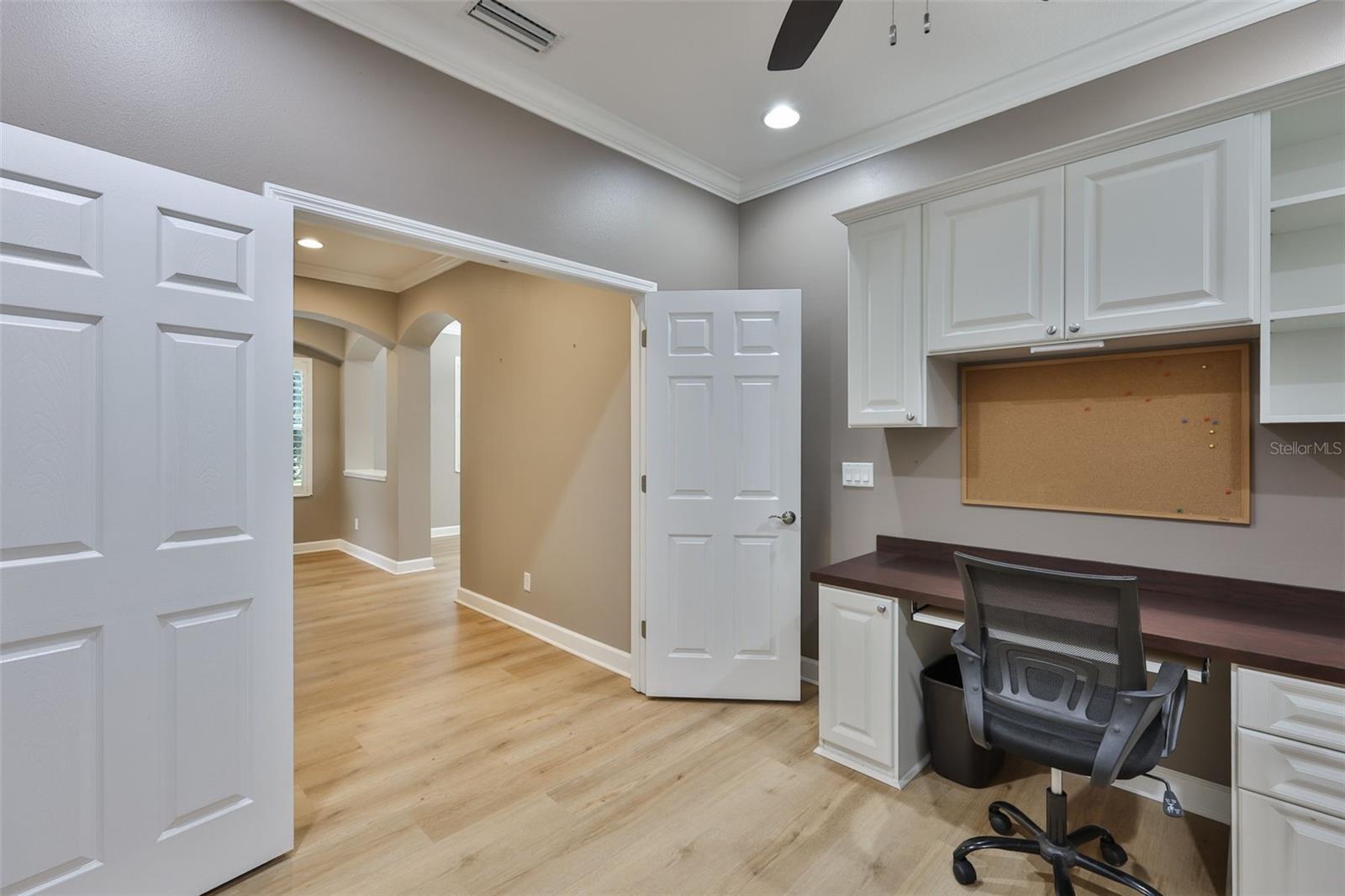 Image 30 of 98 For 2203 Oakley Green Drive 45