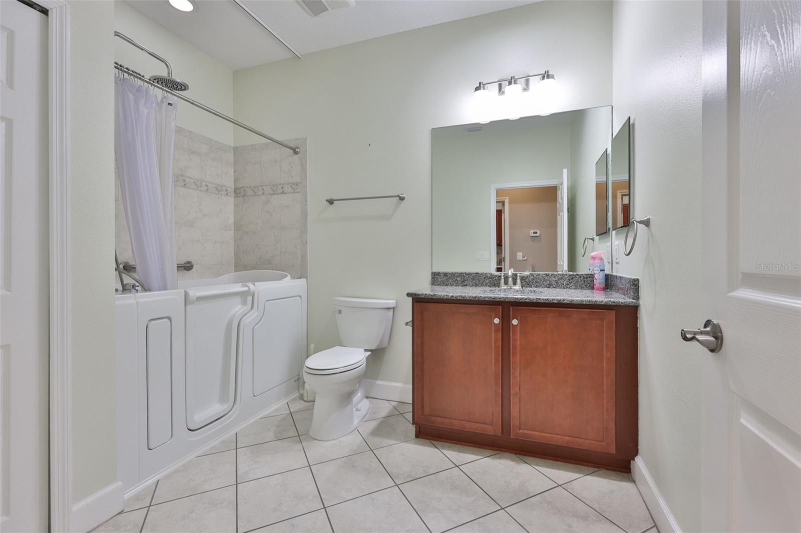 Image 33 of 98 For 2203 Oakley Green Drive 45