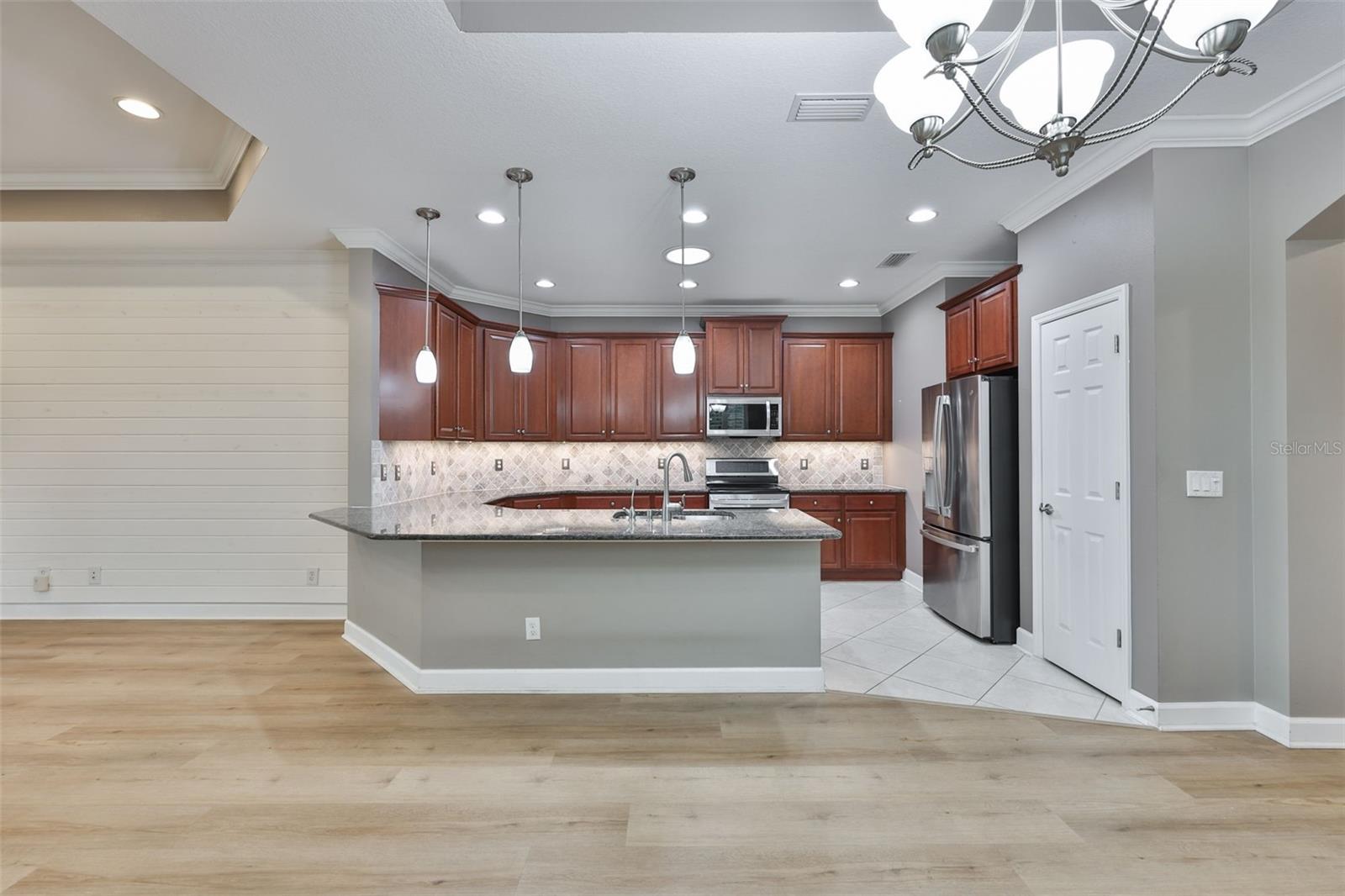 Image 41 of 98 For 2203 Oakley Green Drive 45