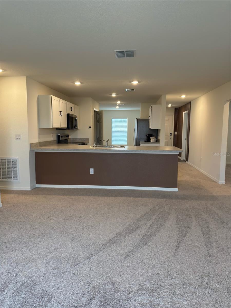 Image 4 of 4 For 11091 Linden Drive