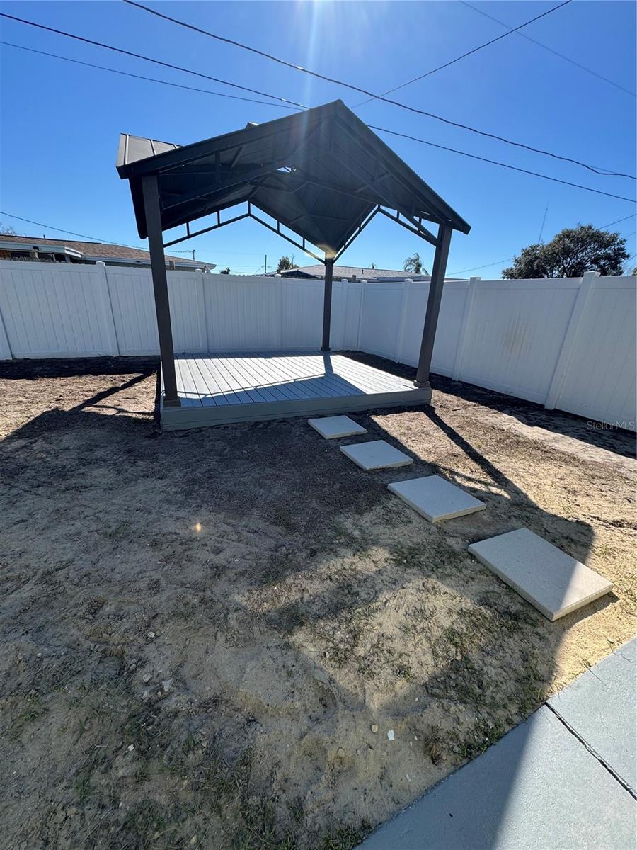 Image 13 of 14 For 3904 Cedarwood Drive